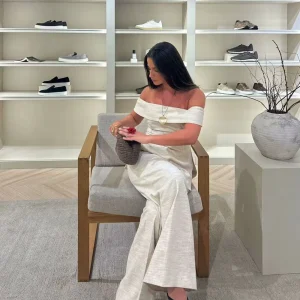 Broekpak dames - Elegante off-shoulder look voor een stijlvolle bruiloft