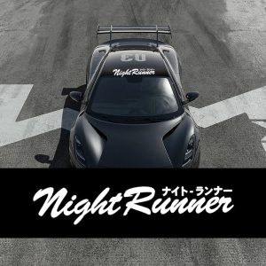 Auto stickers - Night Runner ontwerp voor unieke achterruit styling